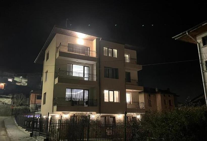 펜션 къща за гости михаела