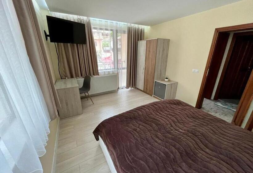 펜션 къща за гости михаела