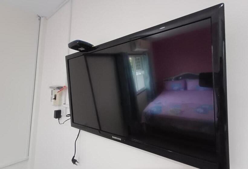 بنسيون ละเมอ เกสเฮ้าส์ บางแสน ซอย1