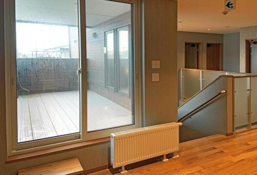 膳宿费 White House Onsen Guesthouse