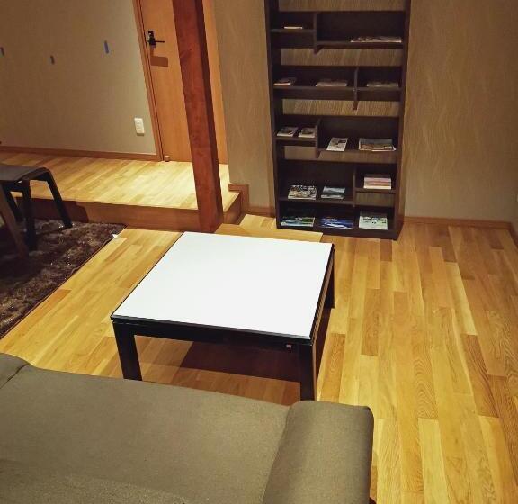 ペンション White House Onsen Guesthouse