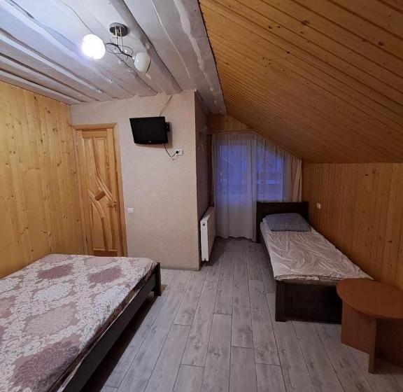 Pensió лимонний дім