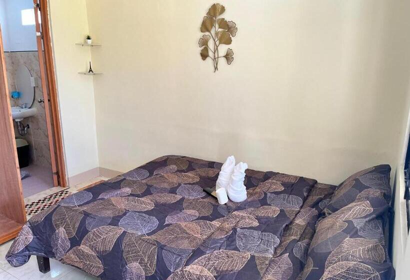 پانسیون Trisha Guesthouse