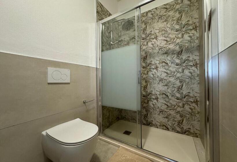 פנסיון Domus La Roccia