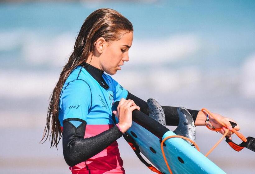 پانسیون Escuela De Surf Waves Sound   Alojamiento Compartido