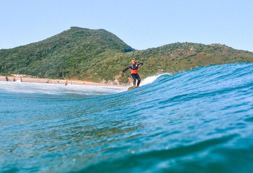 پانسیون Escuela De Surf Waves Sound   Alojamiento Compartido