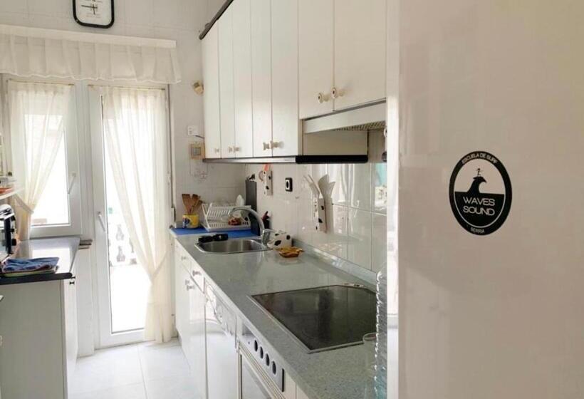 پانسیون Escuela De Surf Waves Sound   Alojamiento Compartido