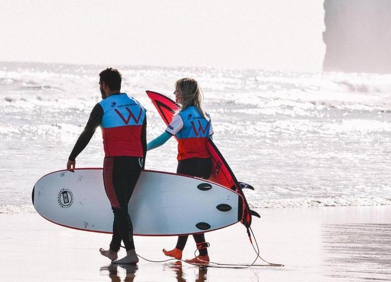 پانسیون Escuela De Surf Waves Sound   Alojamiento Compartido