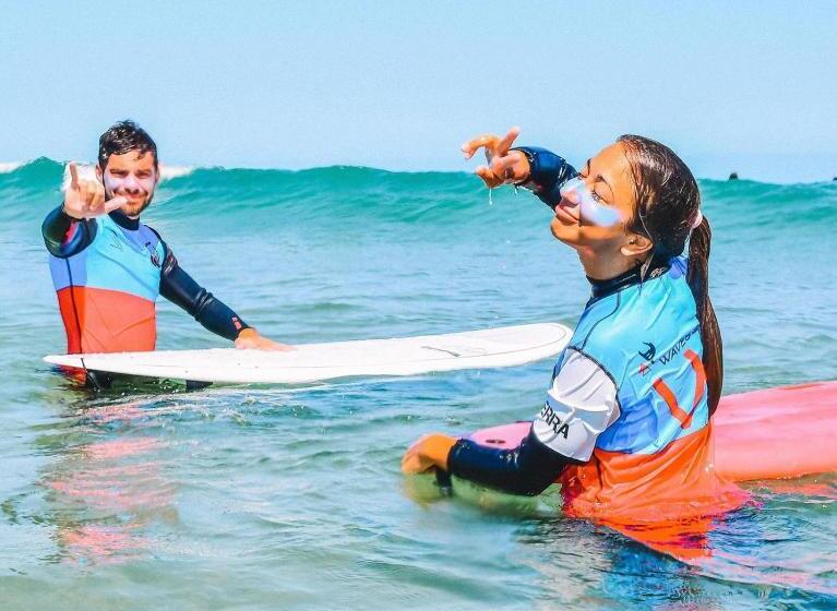 پانسیون Escuela De Surf Waves Sound   Alojamiento Compartido