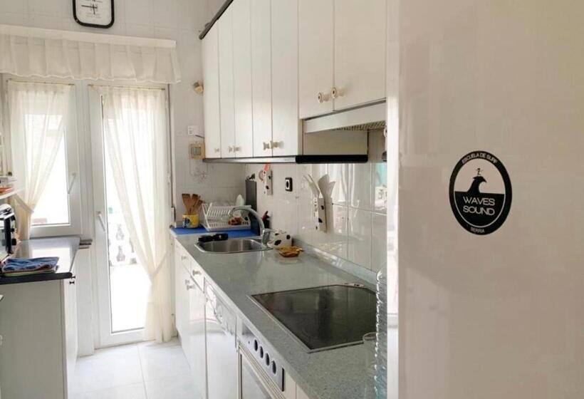 پانسیون Escuela De Surf Waves Sound   Alojamiento Compartido