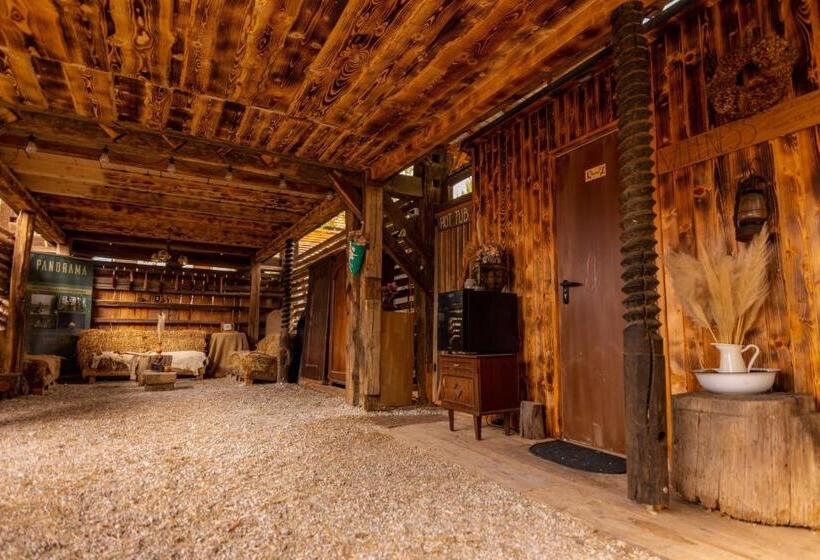 پانسیون Hay Barn Unique Experience Visole