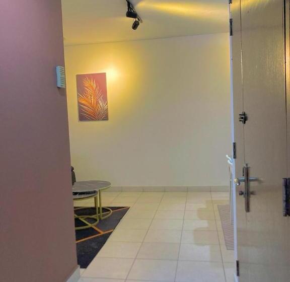 פנסיון Nr Cyberstay 1 Shared Apartment, Non Sharing Bathroom