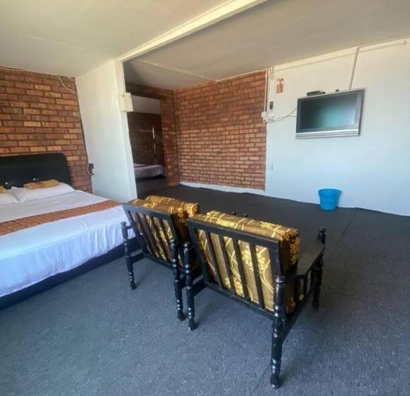 بنسيون Sb Sunset Kuching