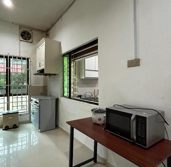 بنسيون Sufi Homestay Kota Bharu