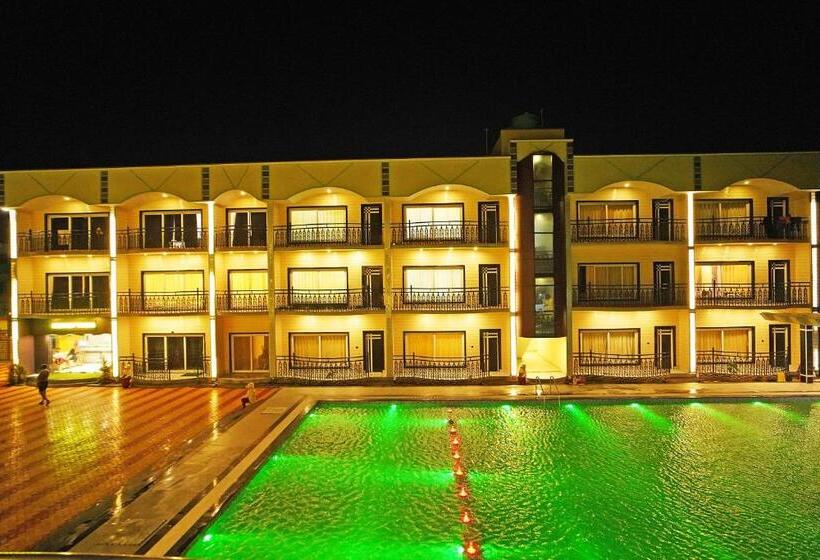 India Beach Resort On Beach