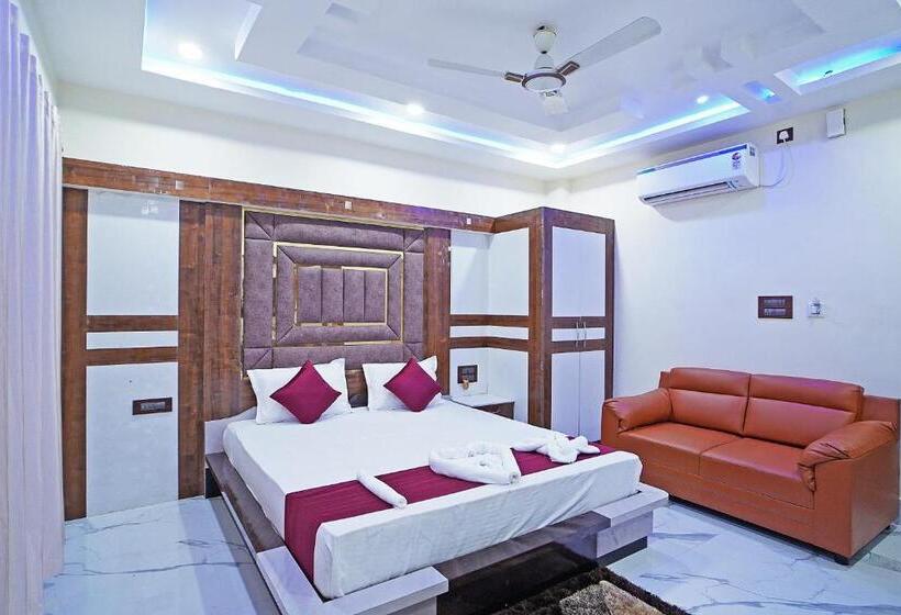 India Beach Resort On Beach