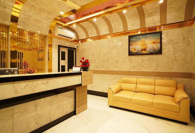 India Beach Resort On Beach