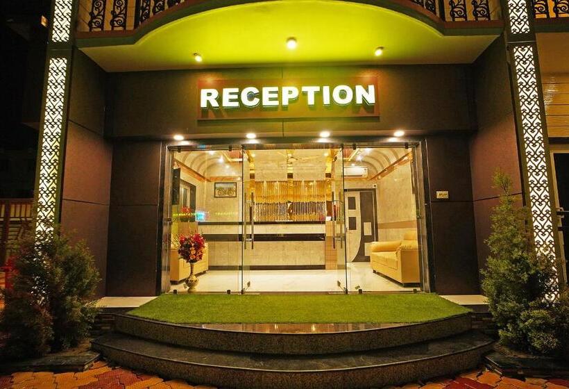 India Beach Resort On Beach