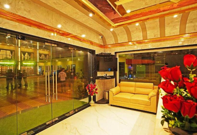 India Beach Resort On Beach