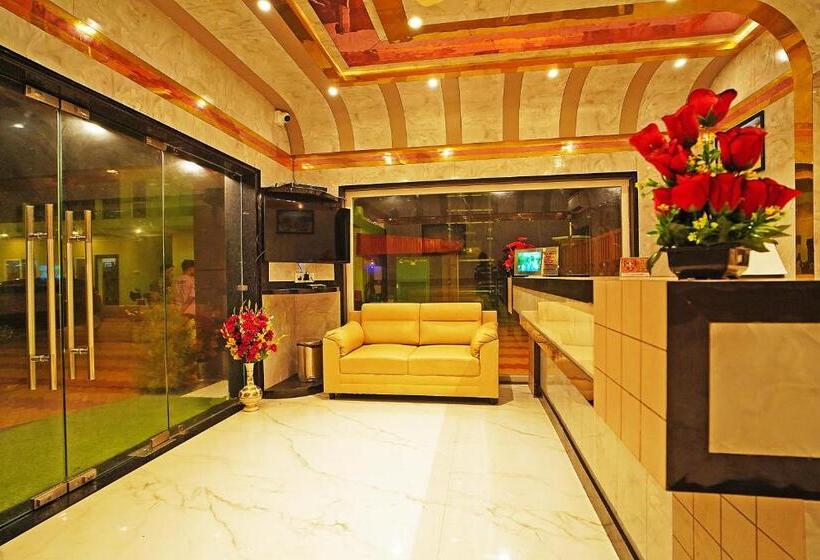 India Beach Resort On Beach