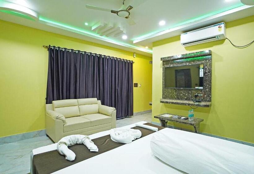 India Beach Resort On Beach