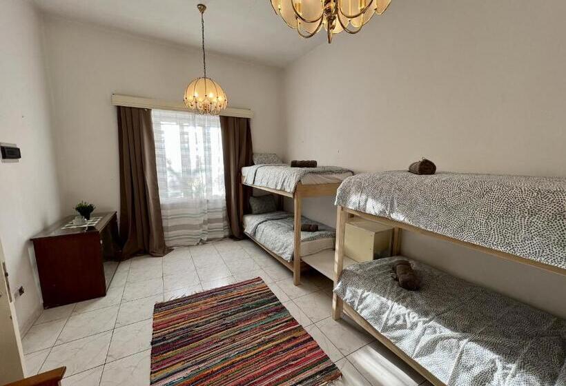 Retro Hostel