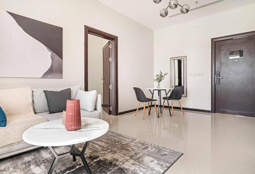 Stella Stays Olaya Tower 2