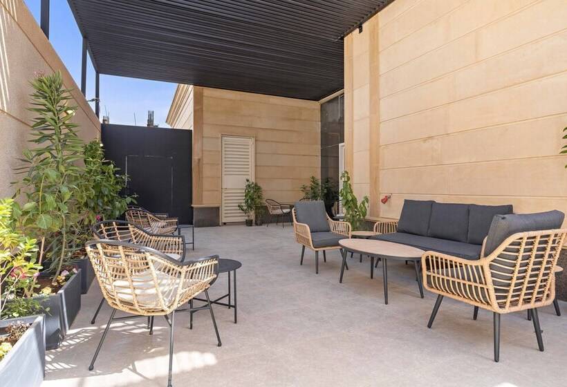 Stella Stays Olaya Tower 2