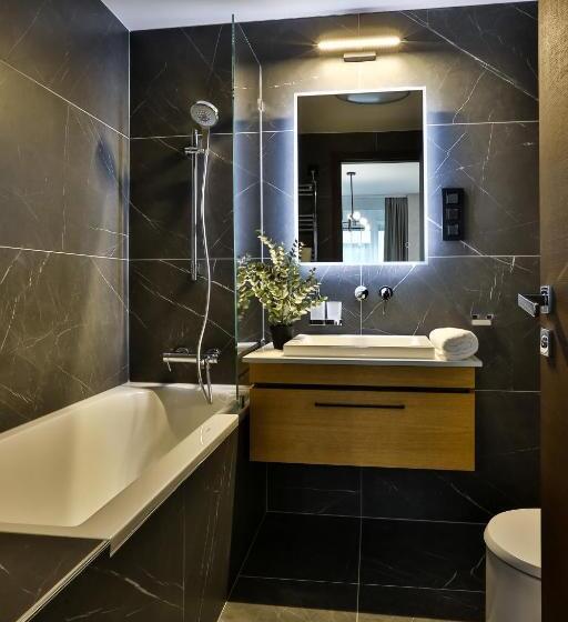 Sun Hill Luxury Suites