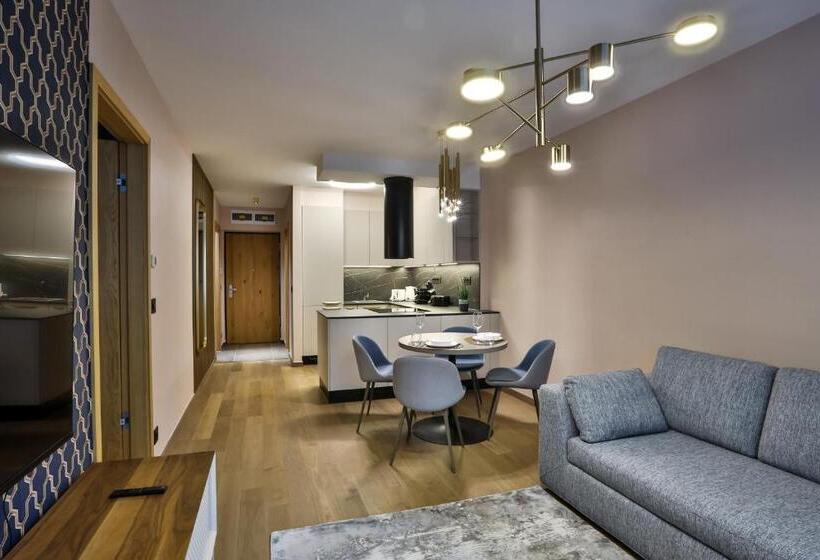 Sun Hill Luxury Suites