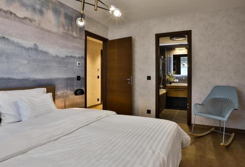 Sun Hill Luxury Suites