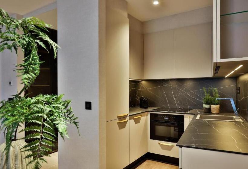 Sun Hill Luxury Suites