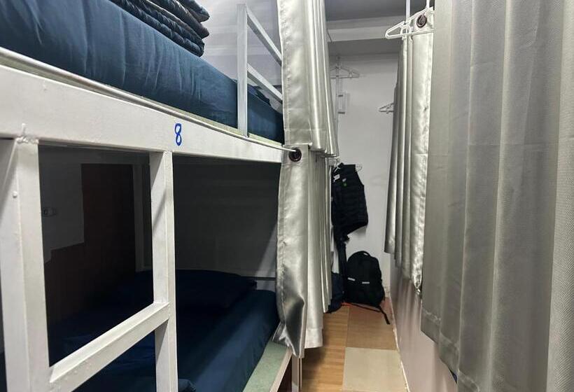 Sweed Dee Seaview Hostel