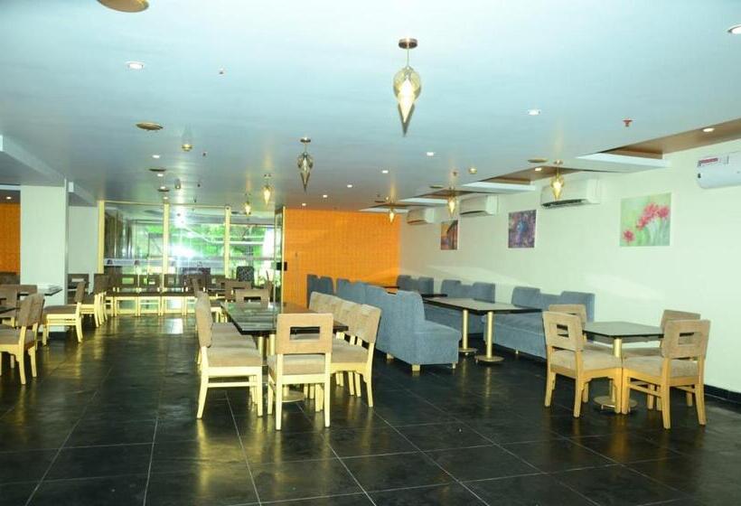 The Road View Grand Hotel & Multi Cuisine Restaurant  18 Percentage Off On Food Order