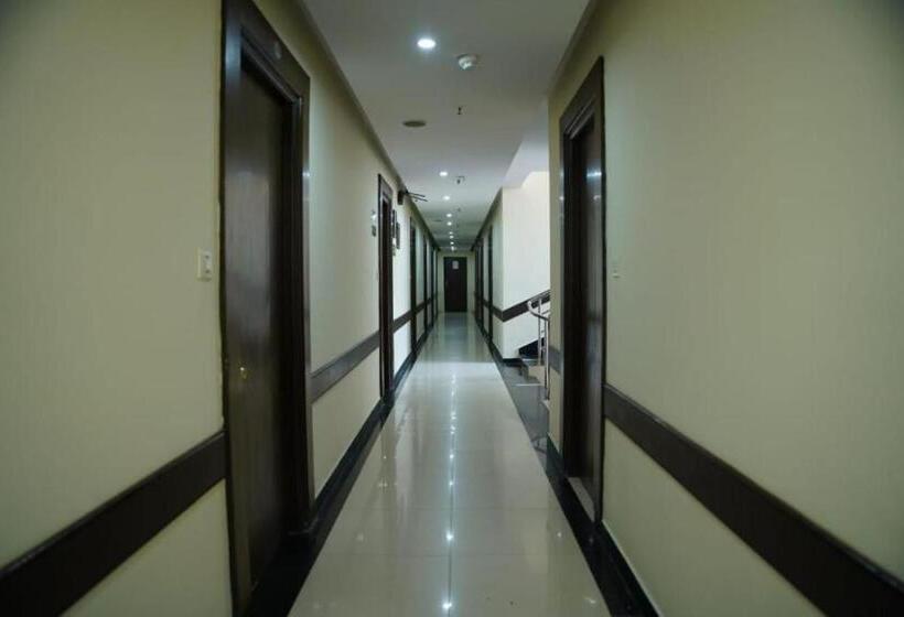 The Road View Grand Hotel & Multi Cuisine Restaurant  18 Percentage Off On Food Order