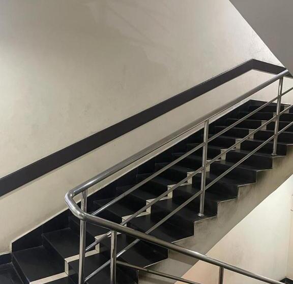 The Road View Grand Hotel & Multi Cuisine Restaurant  18 Percentage Off On Food Order