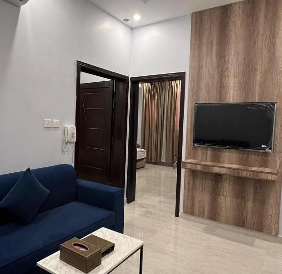 Park Plus Served Apartments