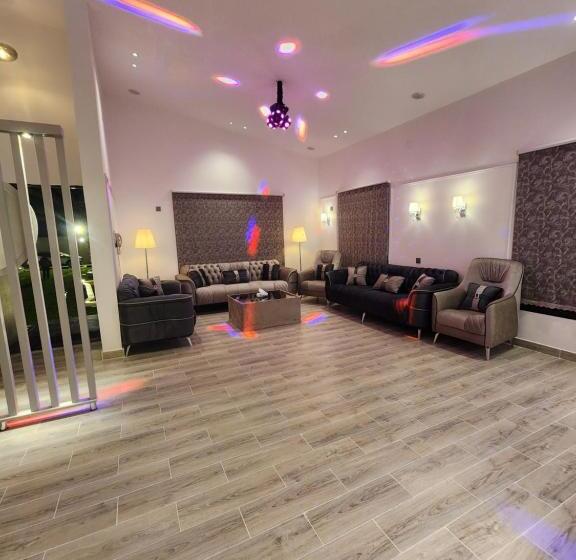 شاليه ومنتجع النخيل الريفي