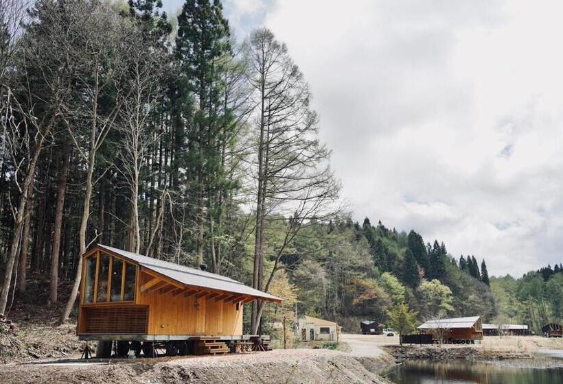 בית מלון כפרי Earthboat Village Kurohime