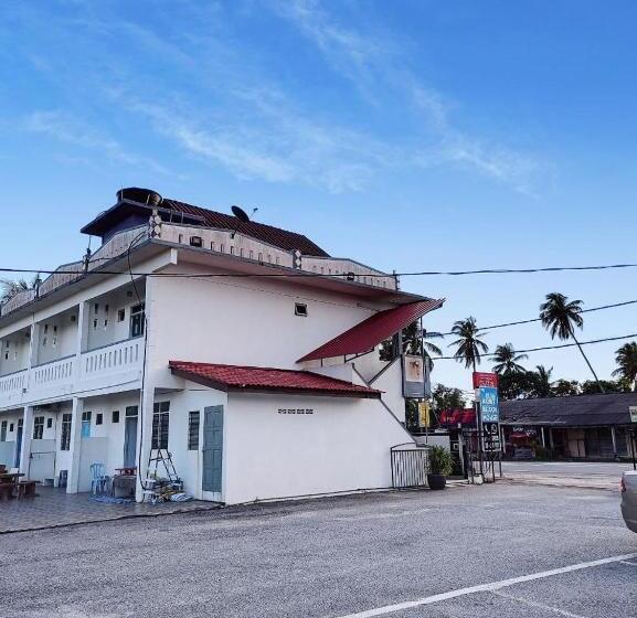 ユースホステル Aqil Beach Inn