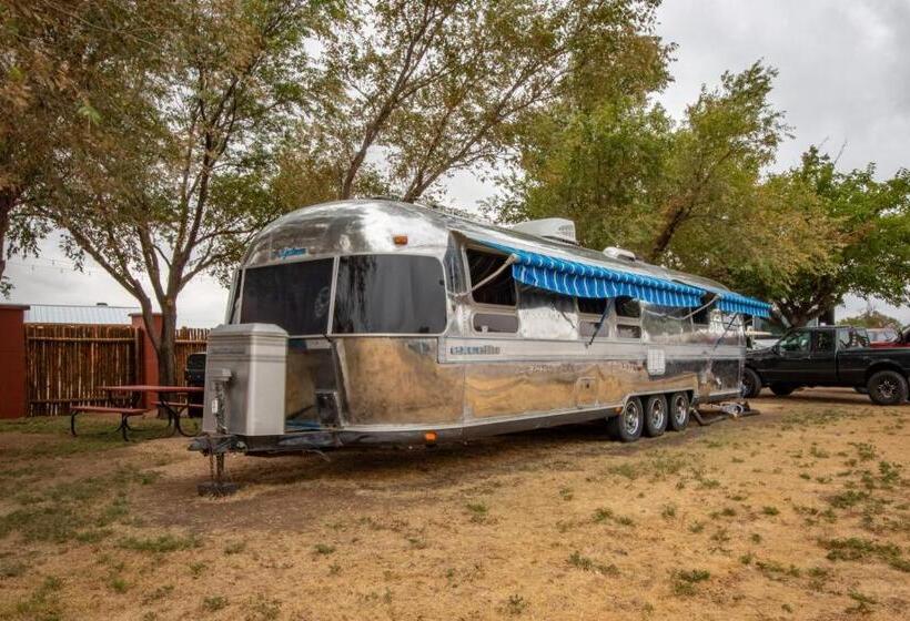 فندق صغير Big Texan Wagons