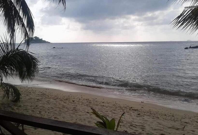 הוסטל Ella S Place Salang Tioman