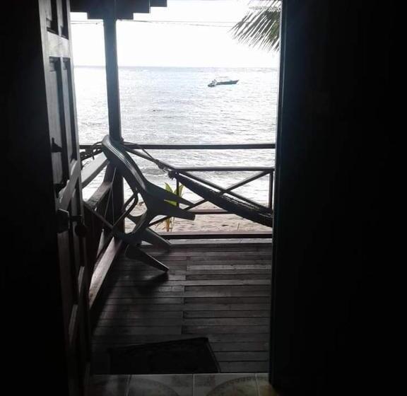 הוסטל Ella S Place Salang Tioman