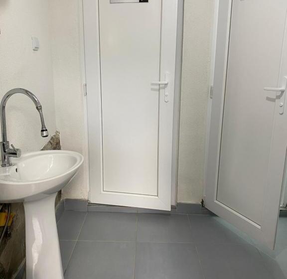 هاستل Guest House Bozvill