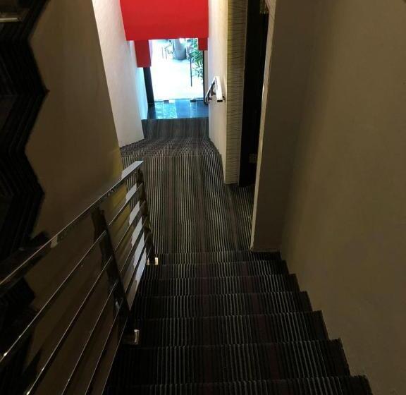 호스텔 M Boutique Inn