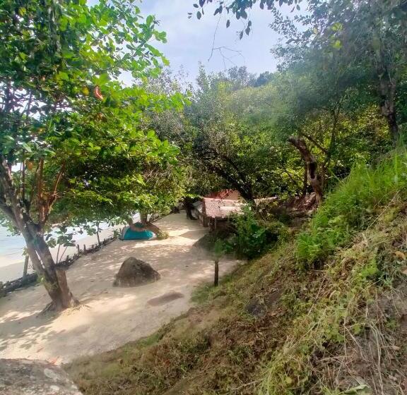 ユースホステル Pamutusan Island