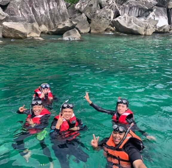 فندق صغير Pondok Sri Salang