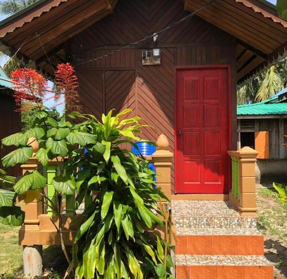 فندق صغير Pondok Sri Salang