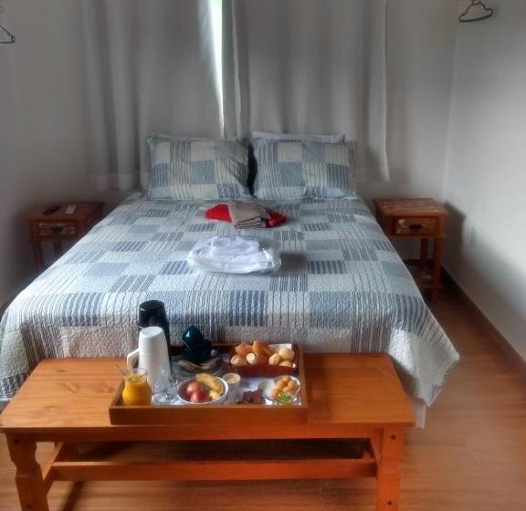 הוסטל Pousada Quatro Estações