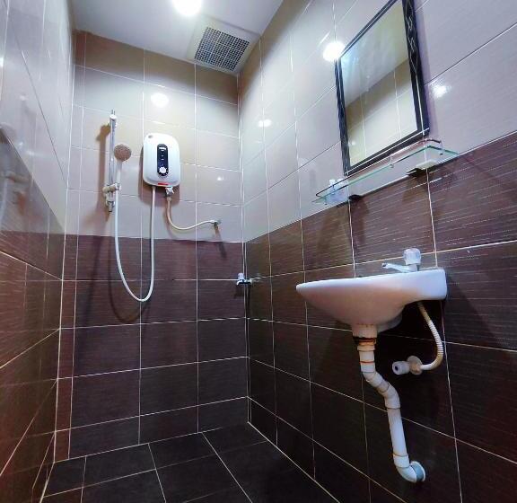 فندق صغير Trex_batu Pahat Homestay